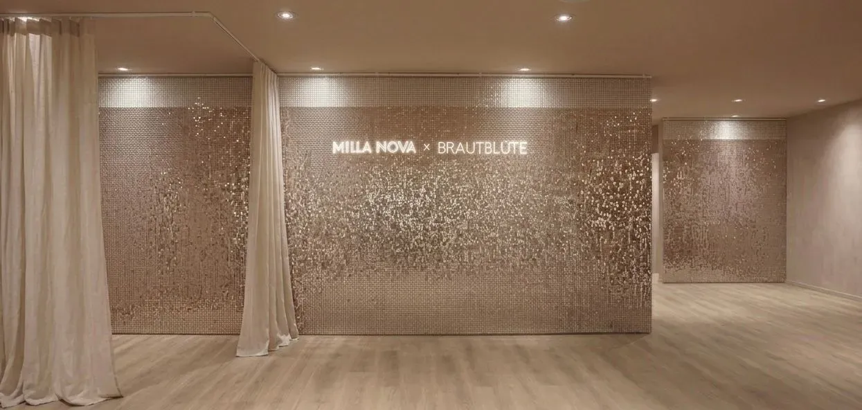 Milla Nova Arrives in Cologne