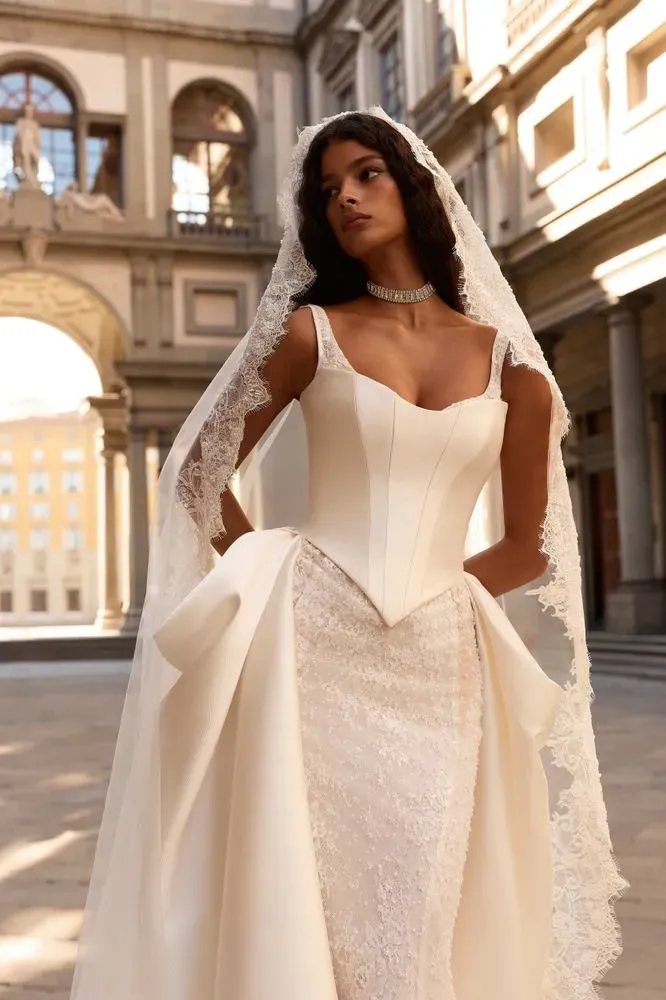 Priss cover dress Accessories