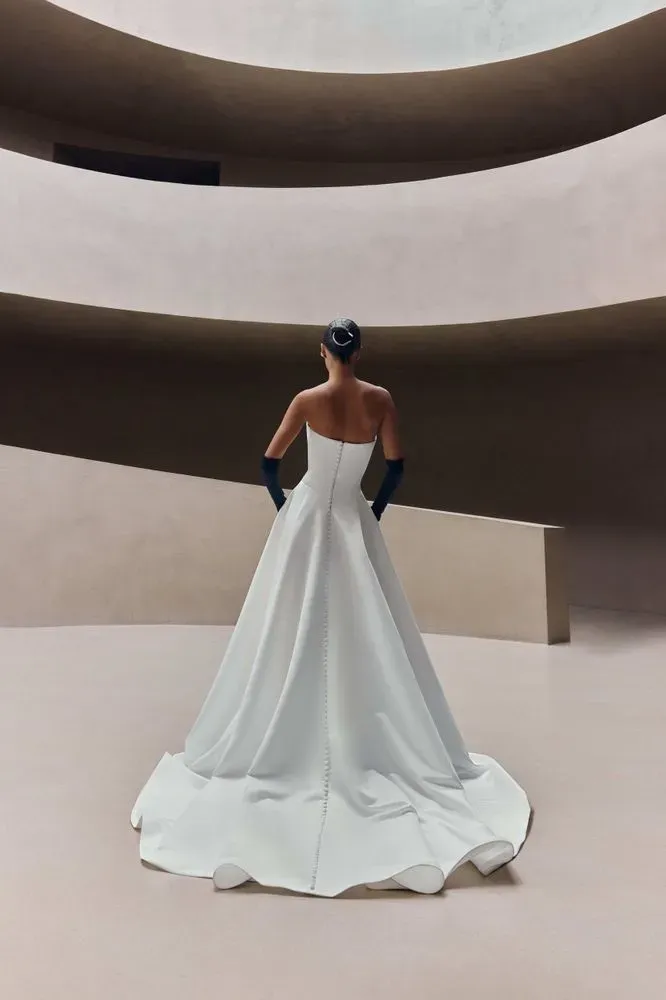 Avalora Dresses