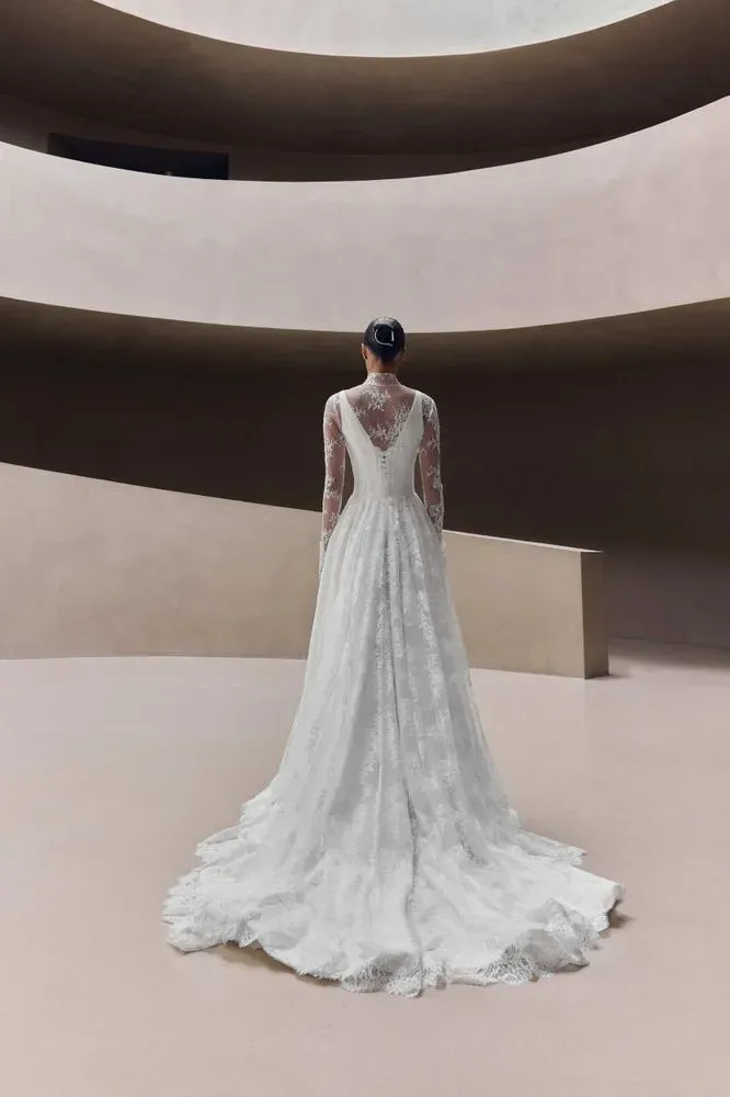 Enoria Dresses