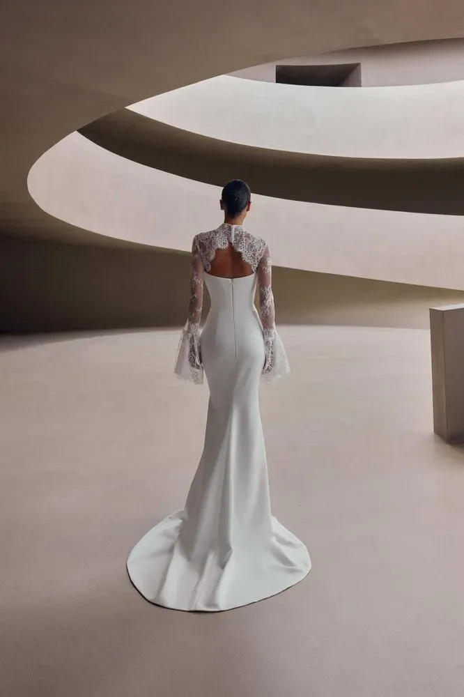 Liania Dresses