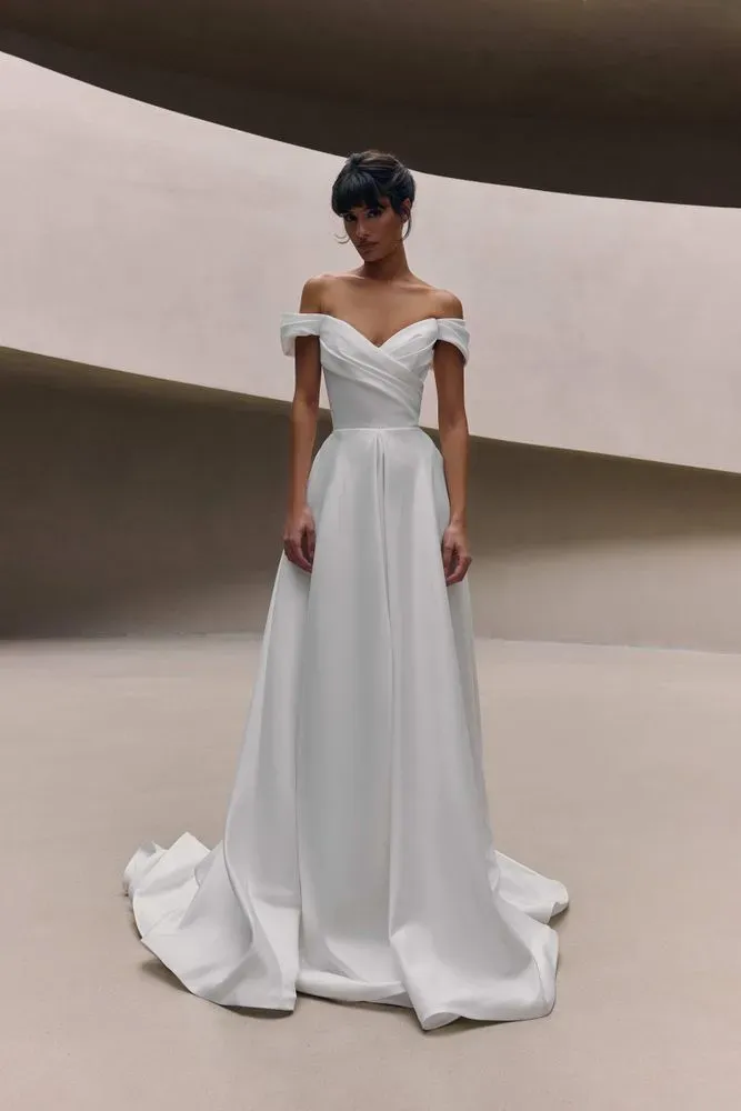 Teyra Dresses