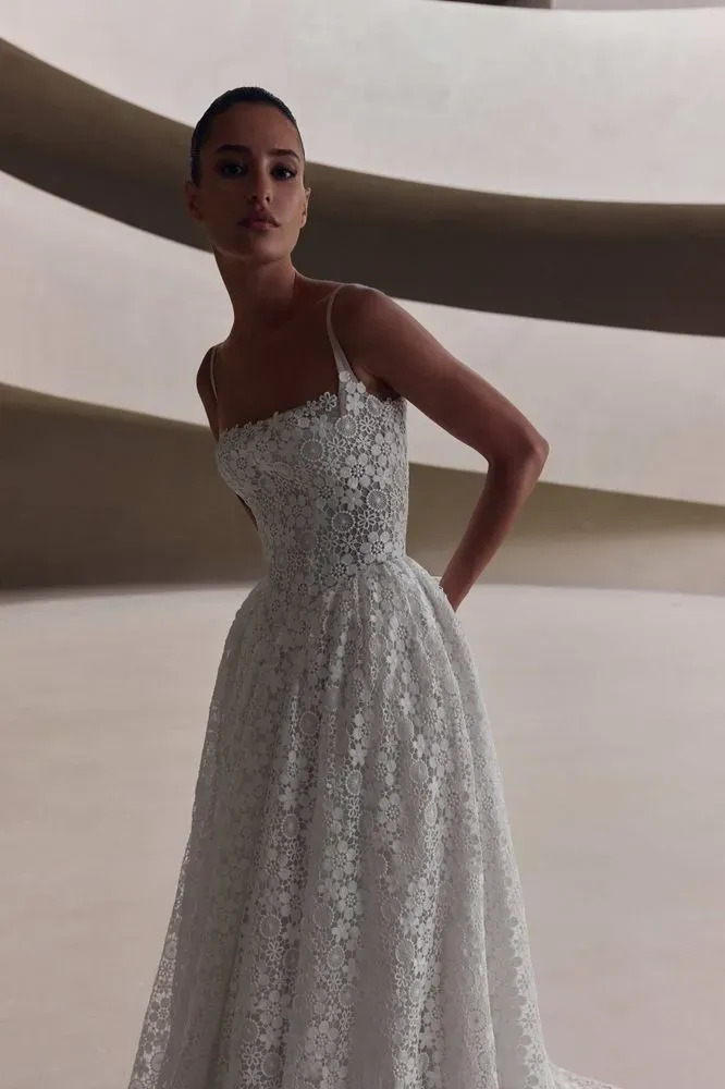 Vanyelle Dresses