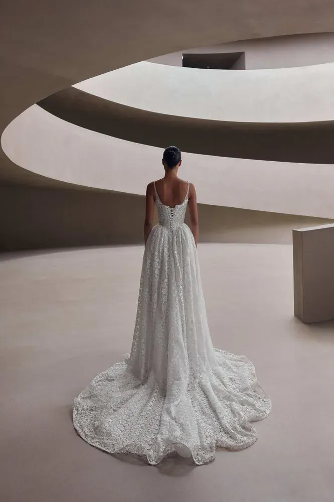 Vanyelle Dresses