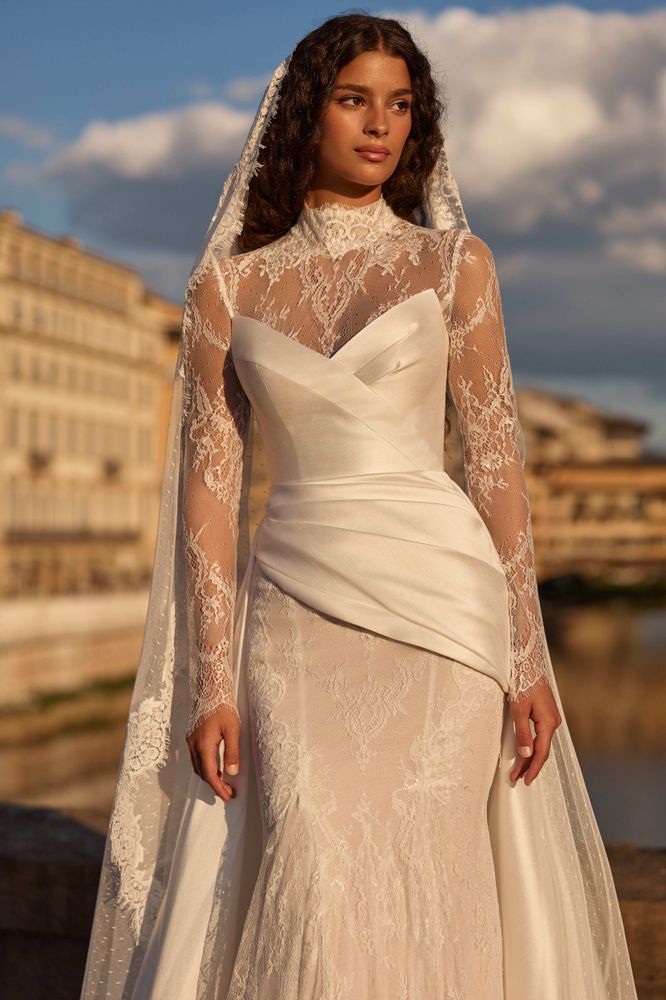 Caravellia Dresses