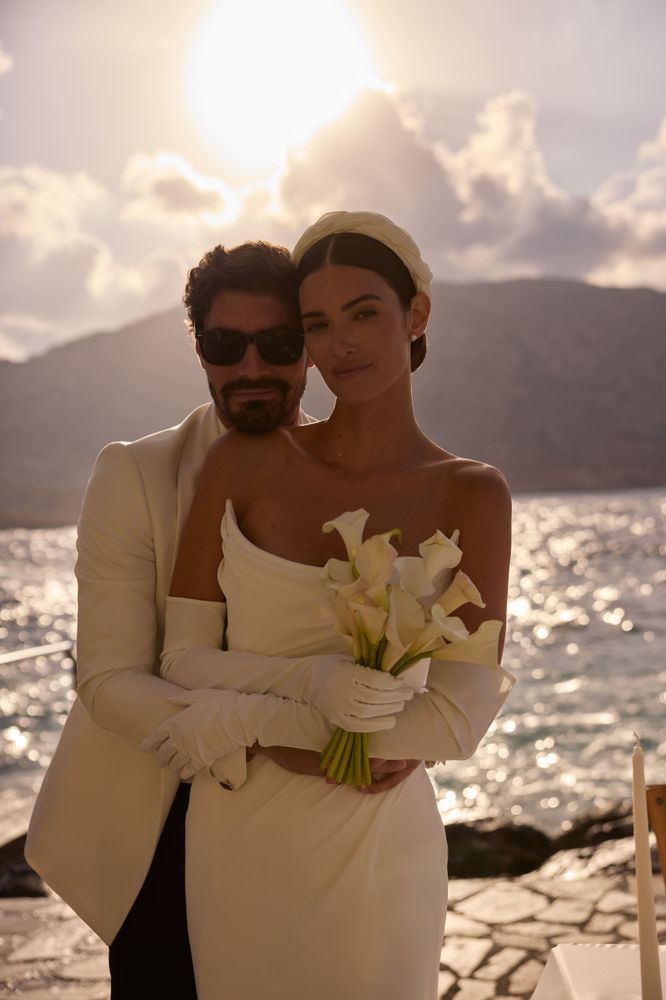 Aveline gloves Accessories