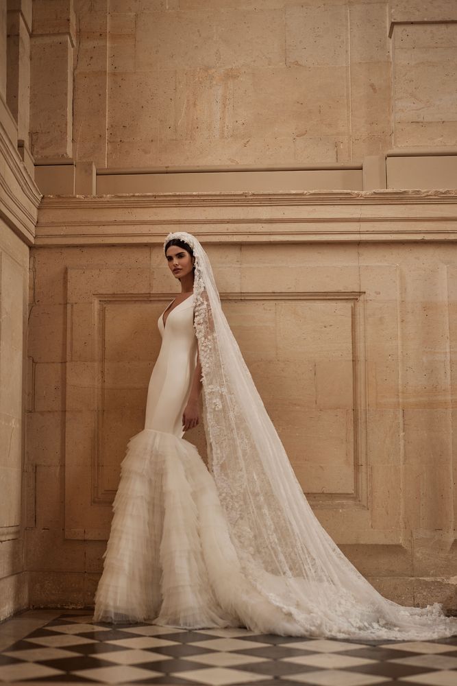 Veil Isida Accessories