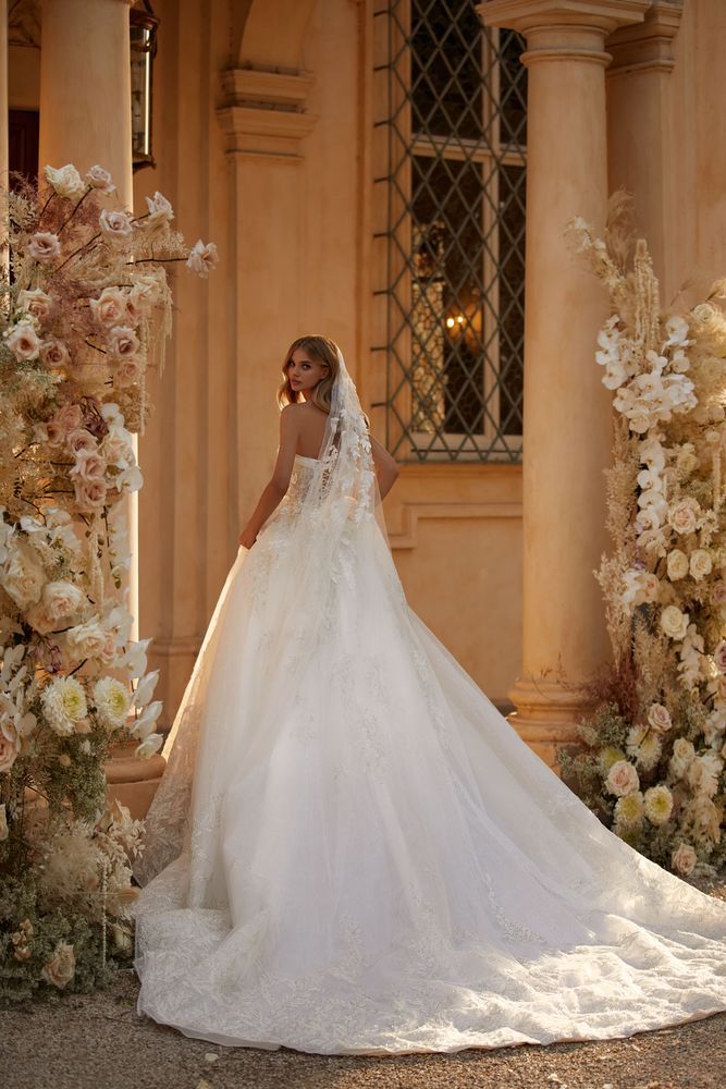 Veil Sofa Accessories