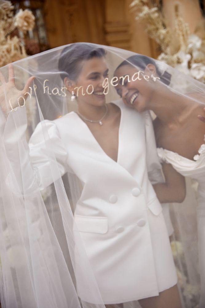 Veil "Love has no gender" Accessories