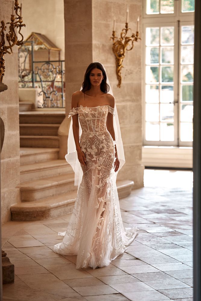 Veil Myrtle Accessories