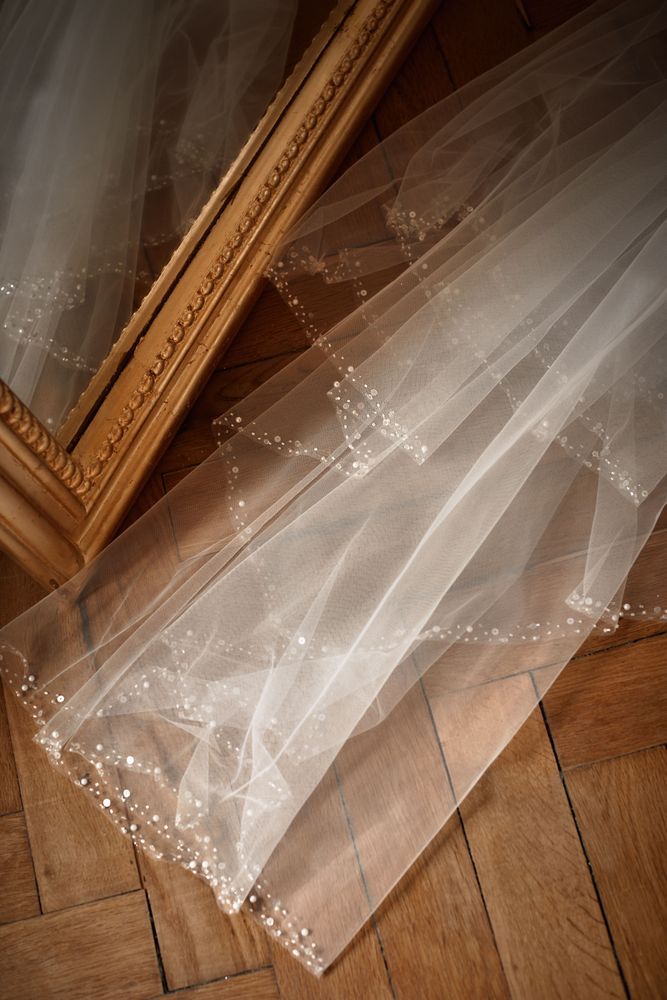 Veil Julia Accessories