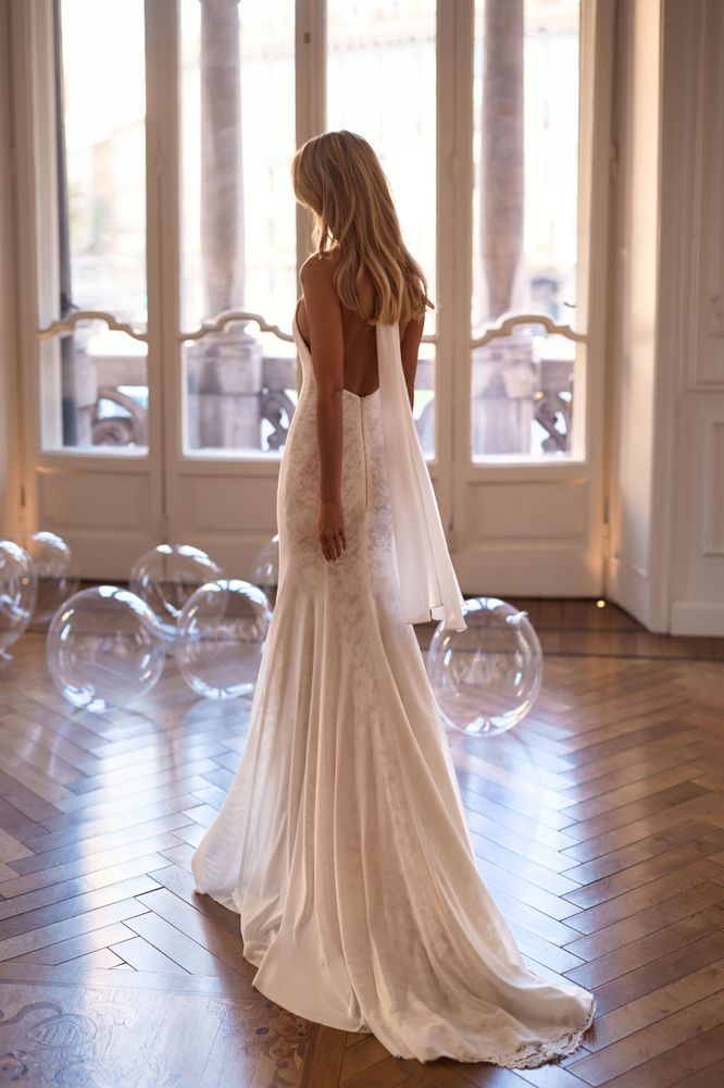 Zeloria Dresses