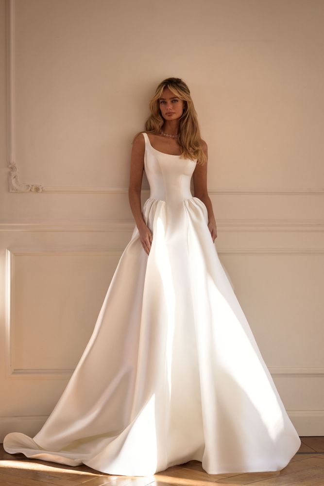Brilora Dresses