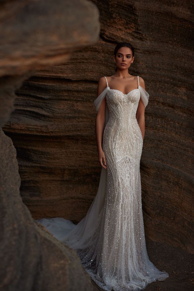 Rominata Dresses