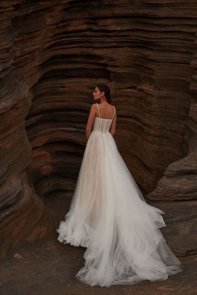 Eloria Dresses