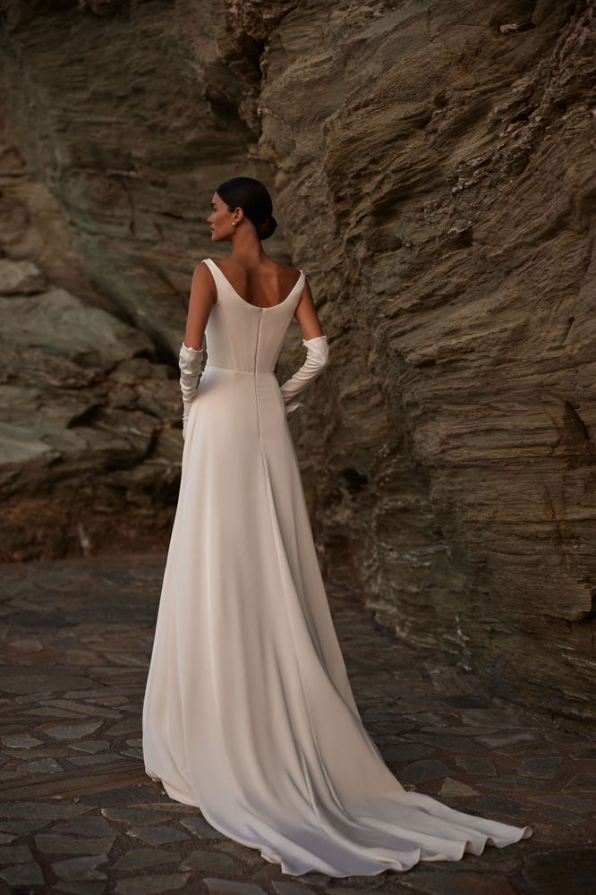 Ilenia Dresses