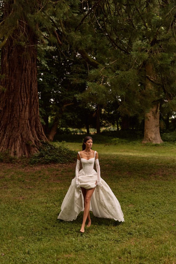 Elisora sleeves Accessories